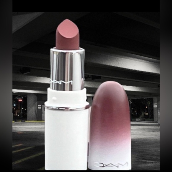 MAC Cosmetics Powder Kiss Lipstick in Big Brick Energy New 1.5g no box - Picture 6 of 9